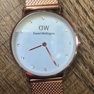 Daniel Wellington rose gold watch